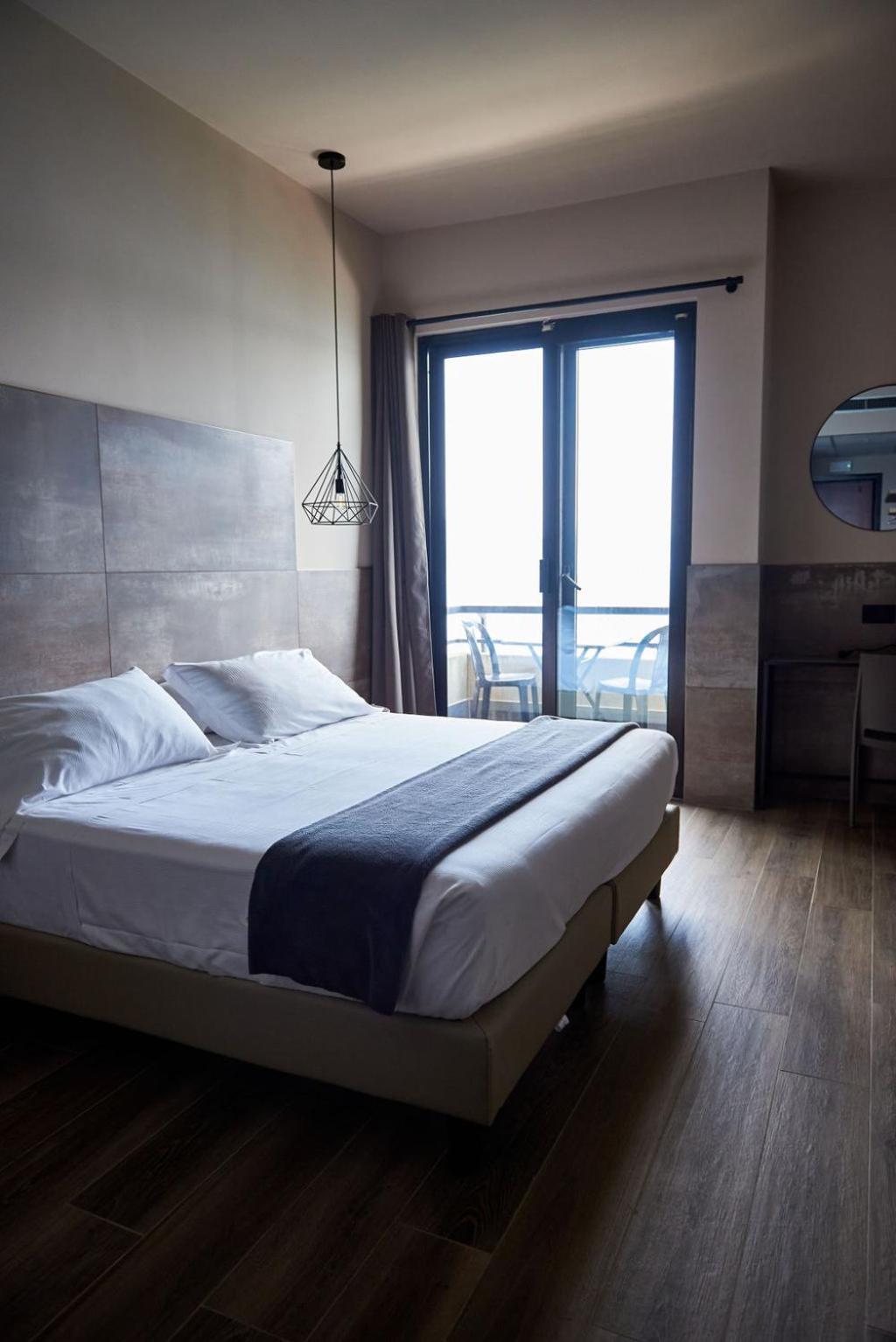 Hotel Concorde 아로나 외부 사진